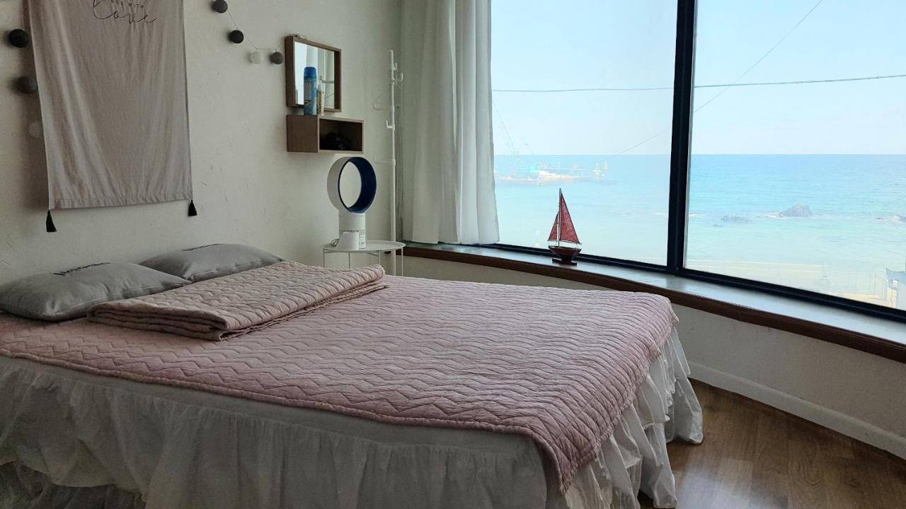 دونغ هاي Seaside Sunrise Pension الغرفة الصورة